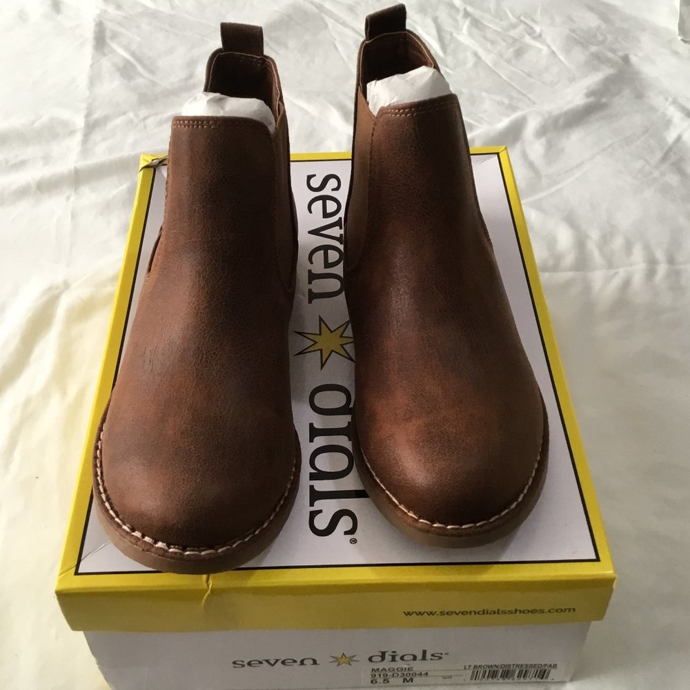NWT Seven Dials Maggie Booties